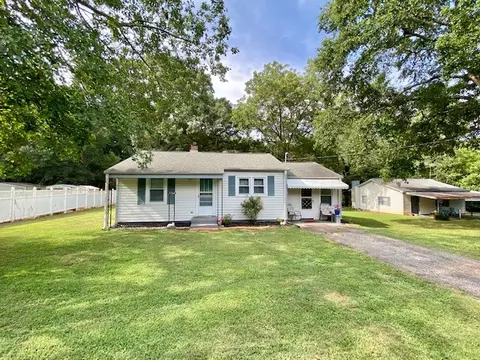 1704 E Park Dr, Anderson, SC 29621 photo 1
