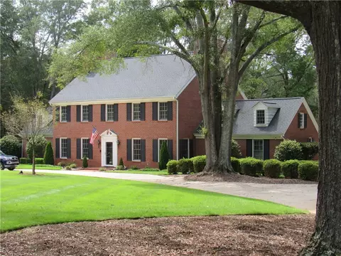 2009 Fox Fire Rd, Anderson, SC 29621 photo 1