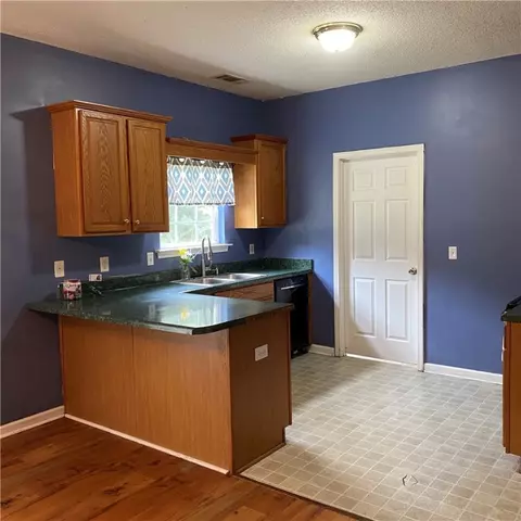 134 Davis Rd, Easley, SC 29642 photo 10