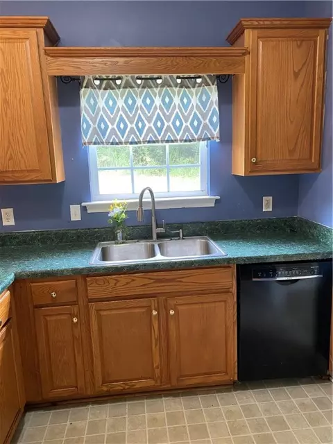 134 Davis Rd, Easley, SC 29642 photo 9