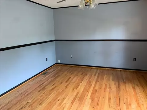 402 Simpson St, Westminster, SC 29693 photo 6