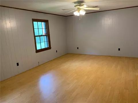 402 Simpson St, Westminster, SC 29693 photo 14