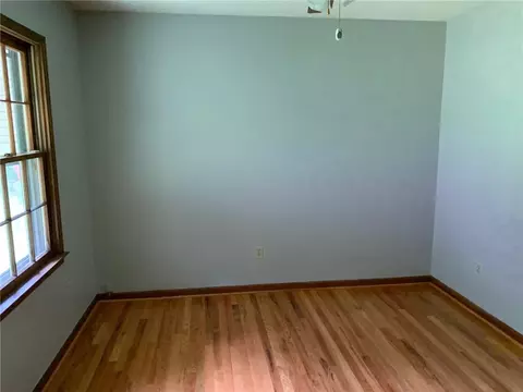 402 Simpson St, Westminster, SC 29693 photo 9
