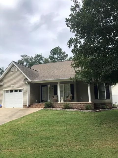 133 Grand Oak Cir, Pendleton, SC 29670 photo 1