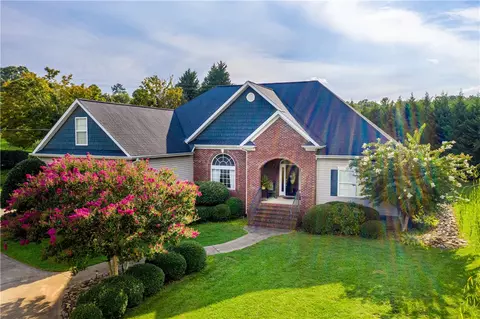 103 Ashe Ct, Easley, SC 29642 photo 1