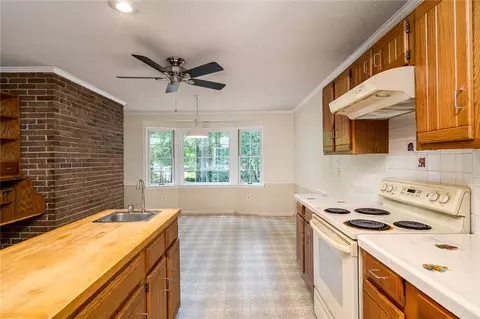 204 Oak Holw, Pendleton, SC 29670 photo 16