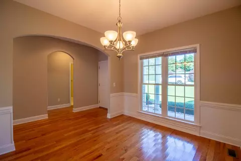 701 Barnes Rd, Seneca, SC 29672 photo 2