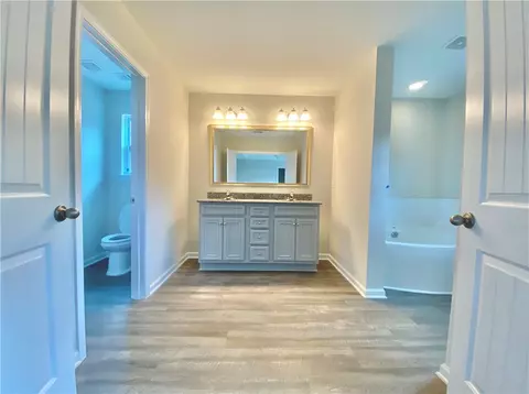 147 Sunny Point Loop, Central, SC 29630 photo 11