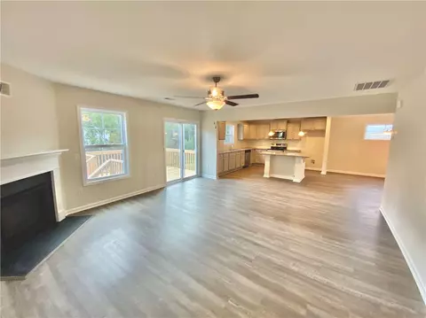 147 Sunny Point Loop, Central, SC 29630 photo 13