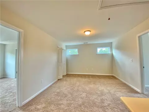 147 Sunny Point Loop, Central, SC 29630 photo 8