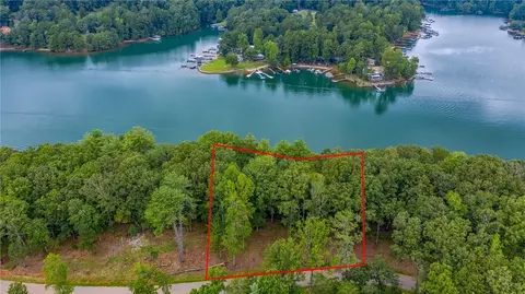450 Peninsula Rdg, Sunset, SC 29685