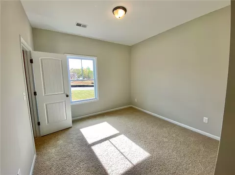 136 Sunny Point Loop, Central, SC 29630 photo 18