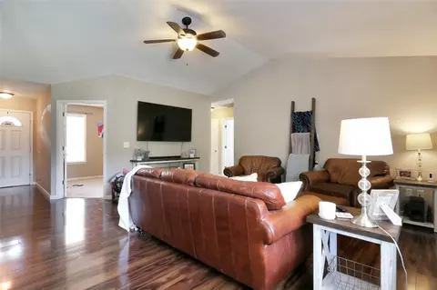 103 Stevens Ct, Williamston, SC 29697 photo 7