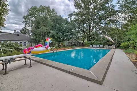 607 W Main St, Easley, SC 29640 photo 25