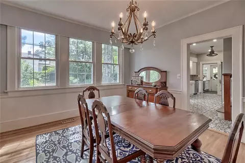 607 W Main St, Easley, SC 29640 photo 7