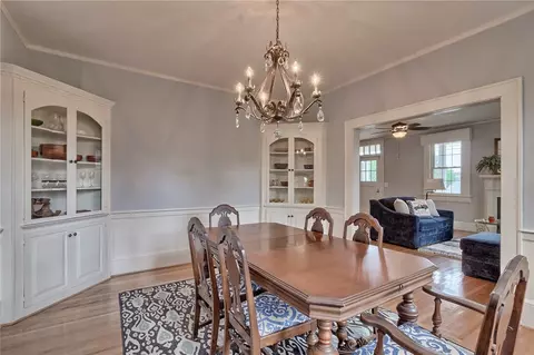 607 W Main St, Easley, SC 29640 photo 6