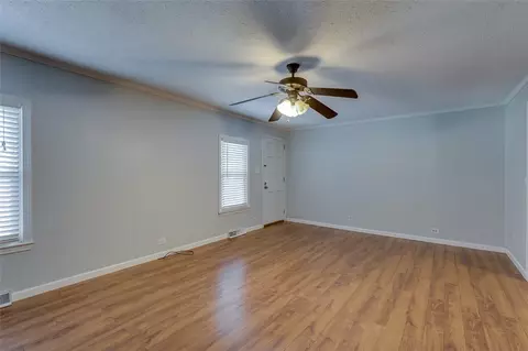 300 E 3rd Ave, Easley, SC 29640 photo 10