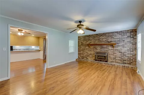 300 E 3rd Ave, Easley, SC 29640 photo 6