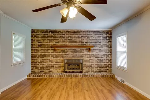 300 E 3rd Ave, Easley, SC 29640 photo 9