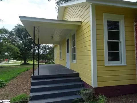 104 Latimer Mill Rd, Honea Path, SC 29654 photo 4