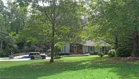 231 Doberman Trl, Easley, SC 29640 photo 3