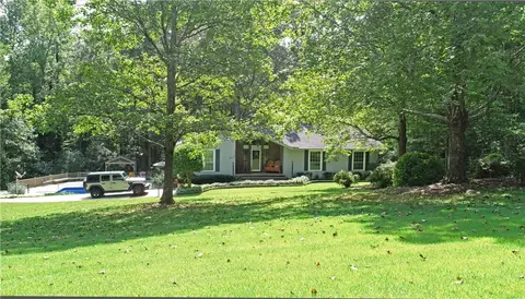 231 Doberman Trl, Easley, SC 29640 photo 2