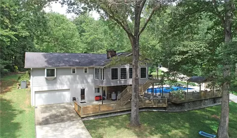 231 Doberman Trl, Easley, SC 29640 photo 4