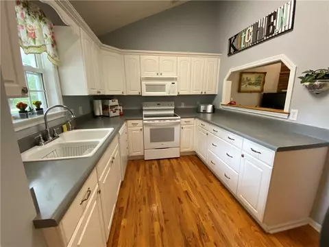 395 Springbrook Rd, Walhalla, SC 29691 photo 17