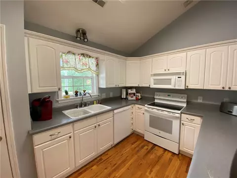 395 Springbrook Rd, Walhalla, SC 29691 photo 15