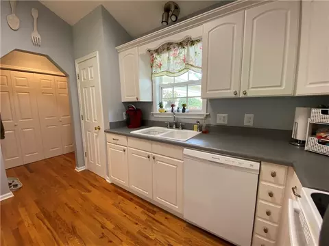 395 Springbrook Rd, Walhalla, SC 29691 photo 16