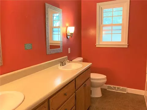 92 Main St, Pelzer, SC 29669 photo 24
