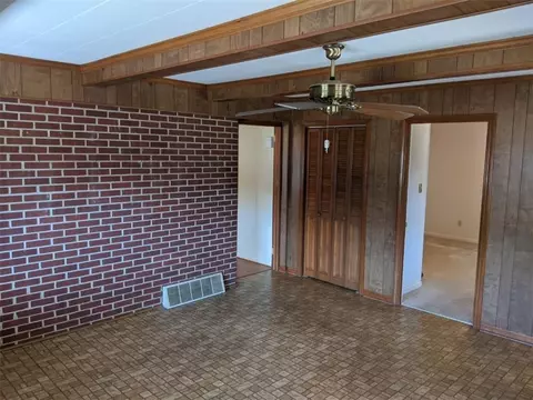 5819 Keowee Rd, Honea Path, SC 29654 photo 3