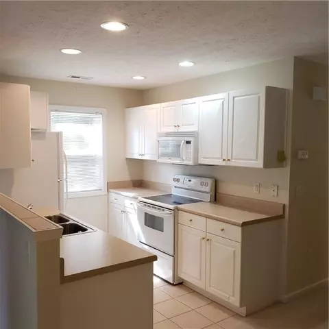 101 Perkins Pl, Seneca, SC 29678 photo 9