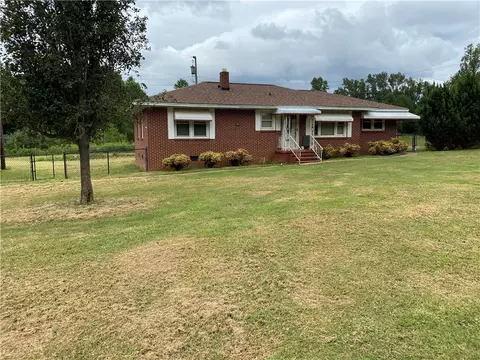 140 Wright School Rd, Belton, SC 29627 photo 2