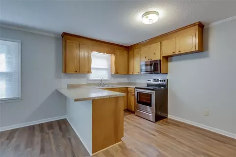 11 Railroad St, Honea Path, SC 29654 photo 4