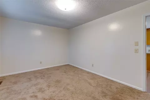 11 Railroad St, Honea Path, SC 29654 photo 13