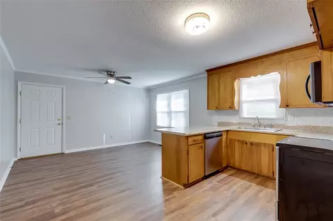 11 Railroad St, Honea Path, SC 29654 photo 7