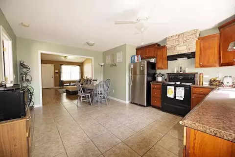 21 Saluda St, Honea Path, SC 29654 photo 7