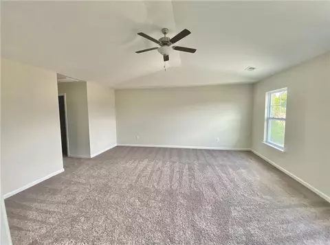 207 Sunny Point Loop, Central, SC 29630 photo 6