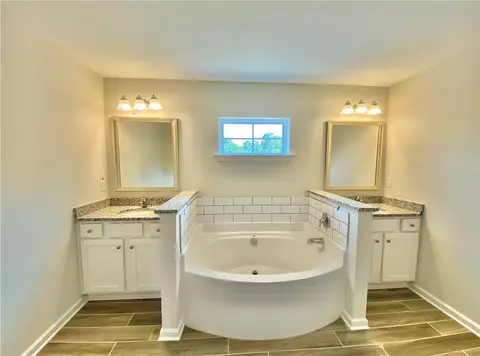 207 Sunny Point Loop, Central, SC 29630 photo 13