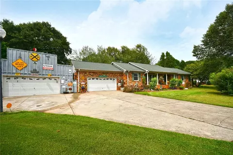 510 Old Pendleton Rd, Easley, SC 29642 photo 2