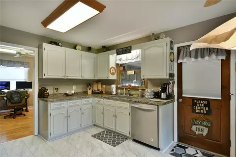 510 Old Pendleton Rd, Easley, SC 29642 photo 12