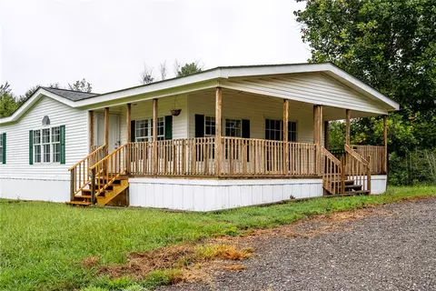 722 Pickens Dr, Pendleton, SC 29670 photo 6
