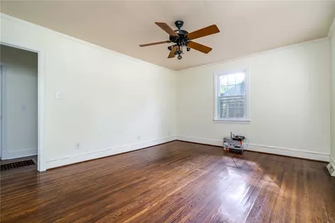 121 Davis St, Williamston, SC 29697 photo 5