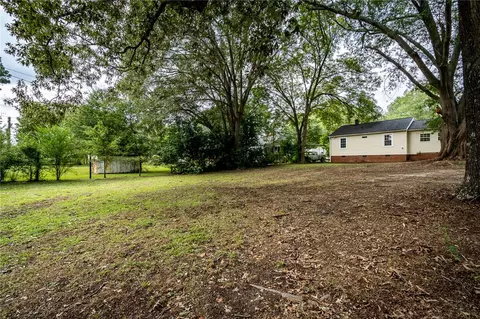 121 Davis St, Williamston, SC 29697 photo 3