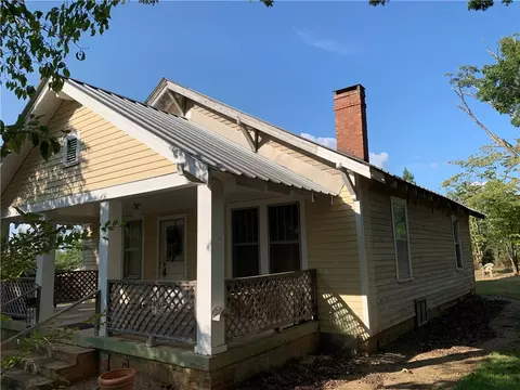 200 Wardlaw Rd, Central, SC 29630 photo 2
