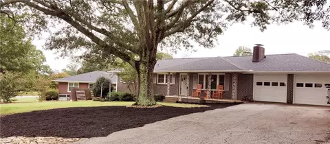 2826 Bellview Rd, Anderson, SC 29621 photo 2