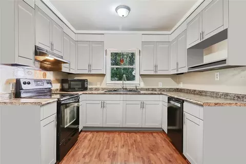 118 Devon St, Easley, SC 29640 photo 4