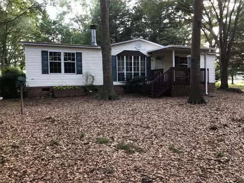 343 Hicks Dr, Starr, SC 29684 photo 1