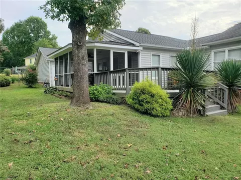 304 Bishop Dr, Easley, SC 29640 photo 6
